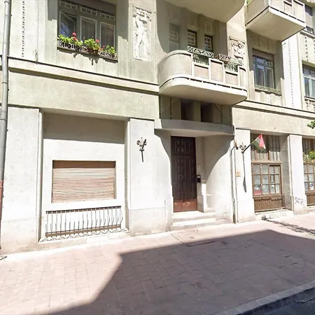 Downtown Cozy Private Studio For 1-2 People Apartman