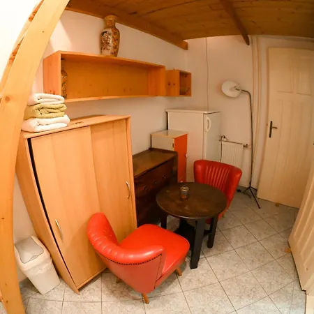 Apartment Downtown Cozy Private Studio For 1-2 People Budapest